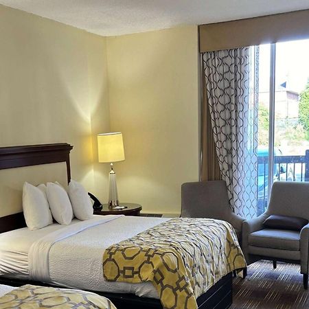 Baymont By Wyndham Johnson City Esterno foto