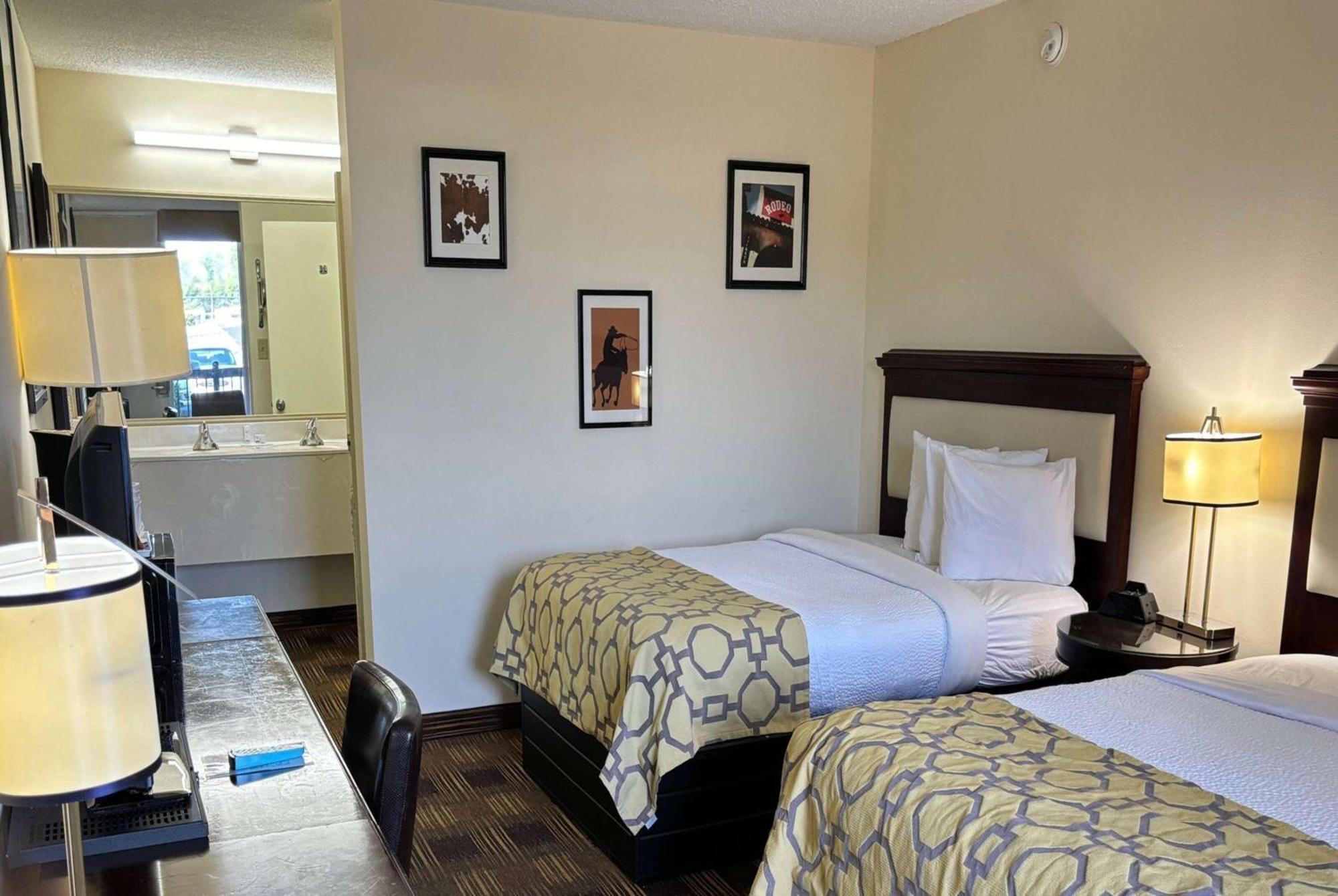 Baymont By Wyndham Johnson City Esterno foto