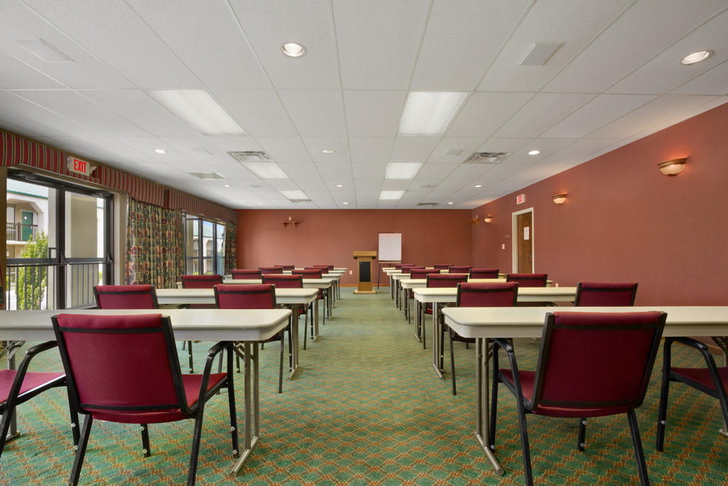 Baymont By Wyndham Johnson City Esterno foto
